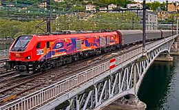Железнодорожный мост на реке Сона / Saône (Франция)