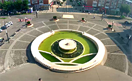 Хунедоара. Музыкальный фонтан (Румыния)