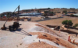 Кубер-Педи. Музей на опаловой шахте Умуна (Австралия)